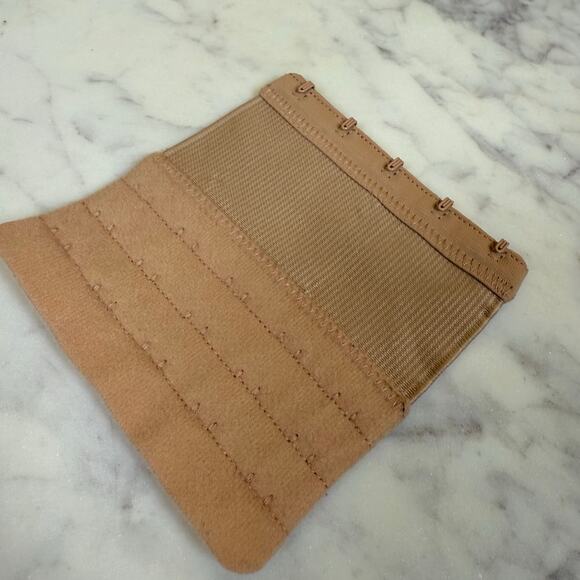 5 Hook Bra Extender - Picture 2 of 2